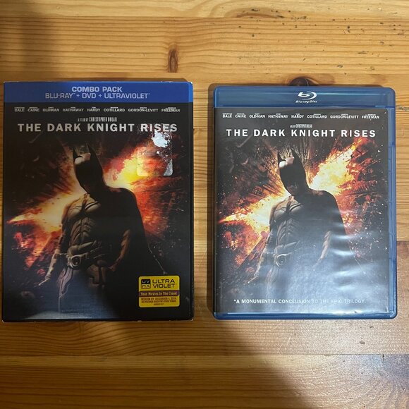 The Dark Knight Rises 3 Disc Bluray W/Lenticular Slipcover No Digital, Used Good - Picture 1 of 4